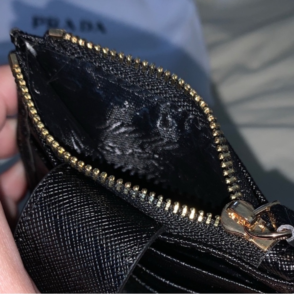 Prada Black Women's Wallet - Picture 5 of 8